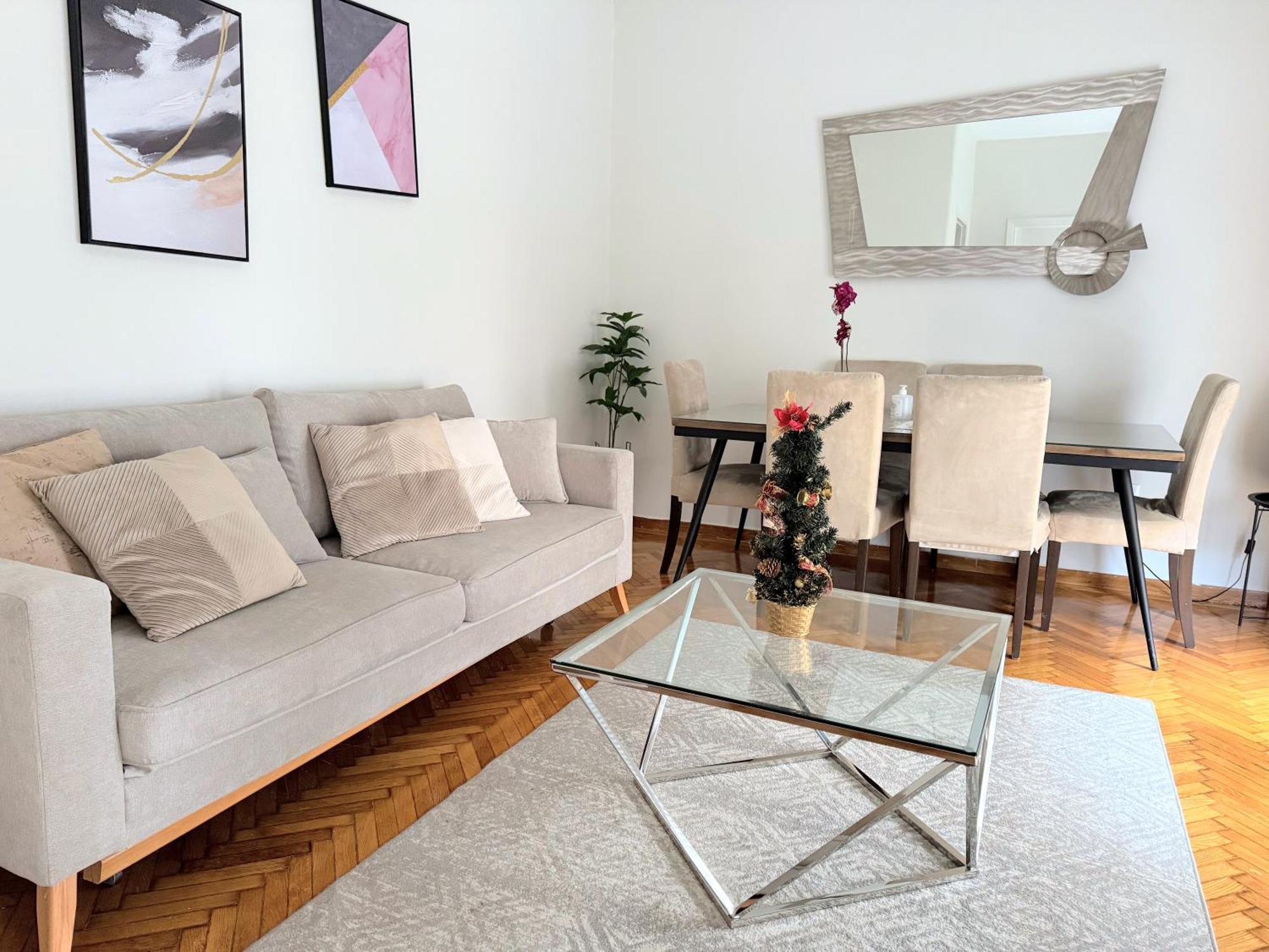 3bdr Ideal Athenian Apartament *